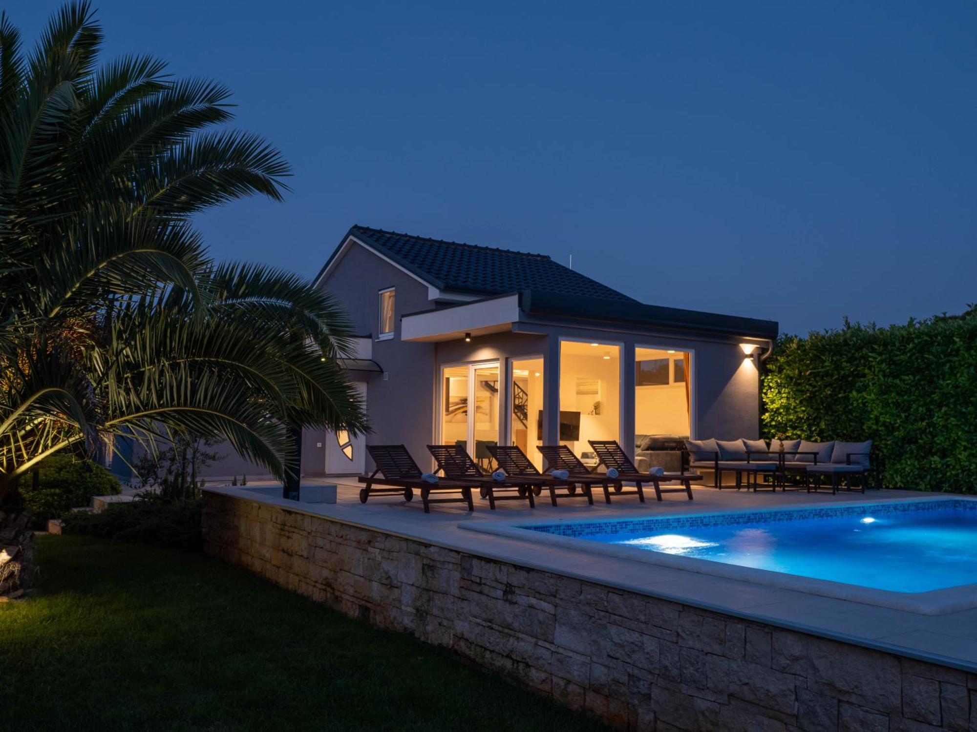 Villa Vinky Pula Luaran gambar