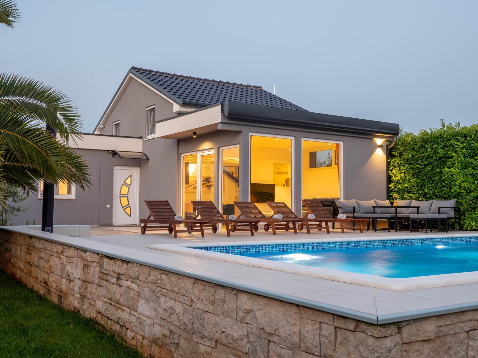 Villa Vinky Pula Luaran gambar